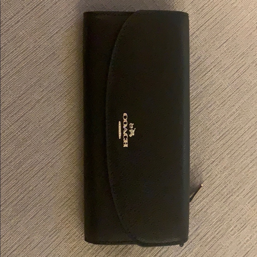 Black Coach Handheld wallet